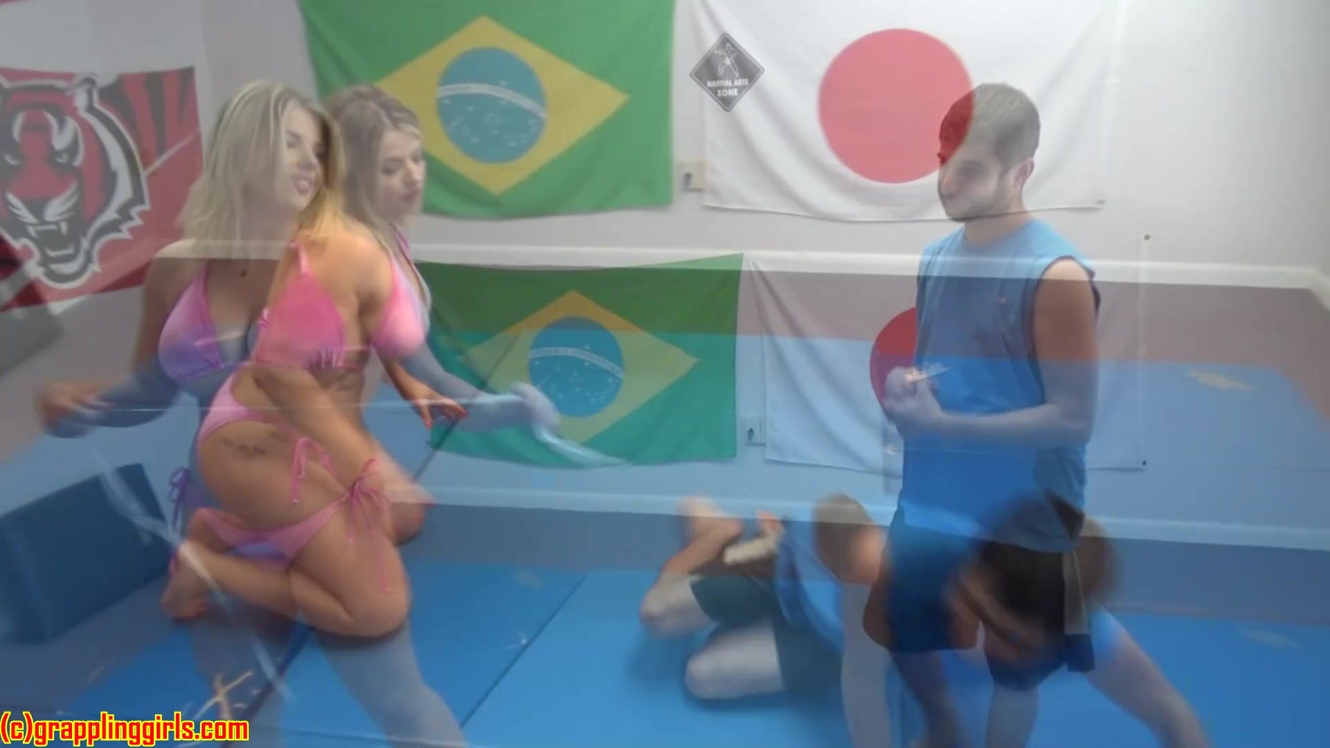 Gorgeous babe mixed wrestling