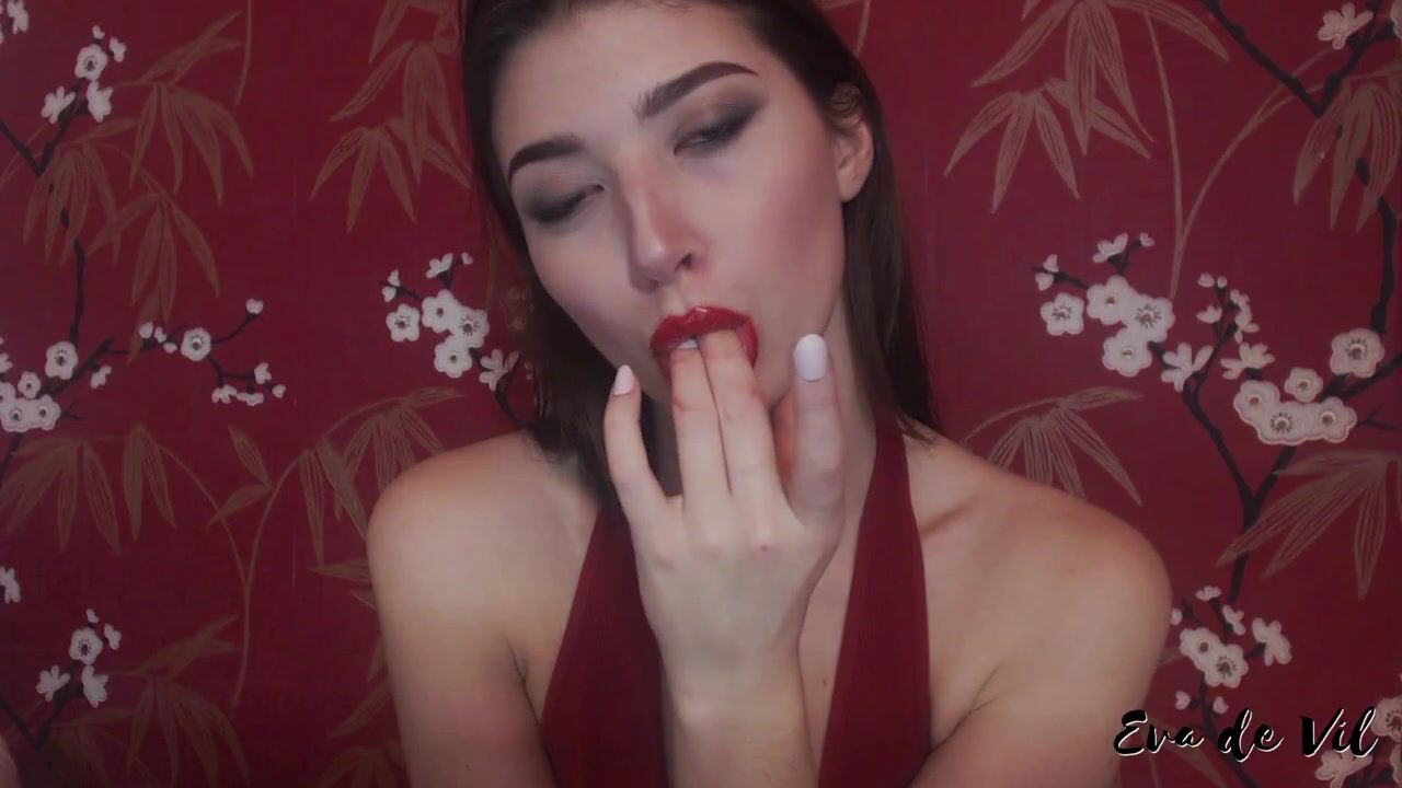 Eva De Vil - Red Lip Worship