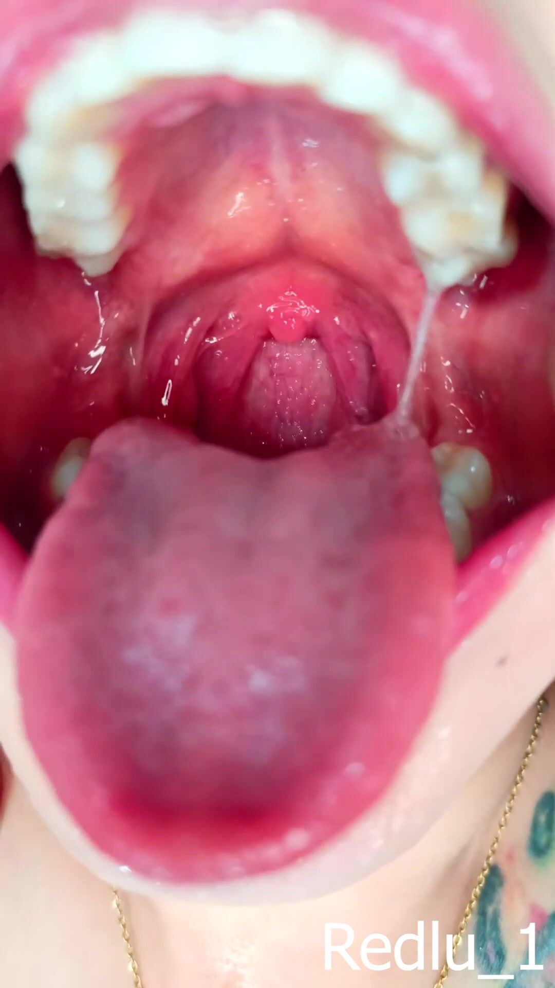redlu_ - 4k WET THROAT UVULA CLOSE UP - ManyVids