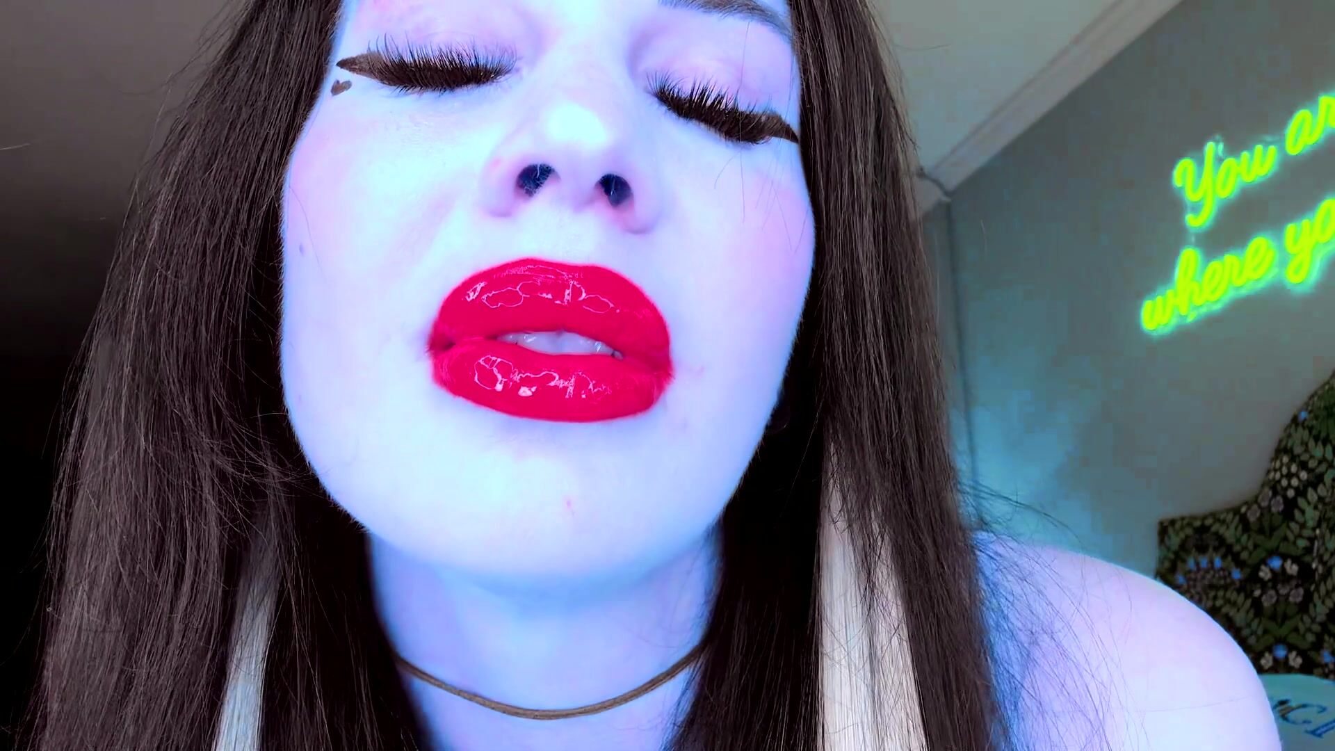 The Lana del Ray - Goon to my Lips (blue skin)