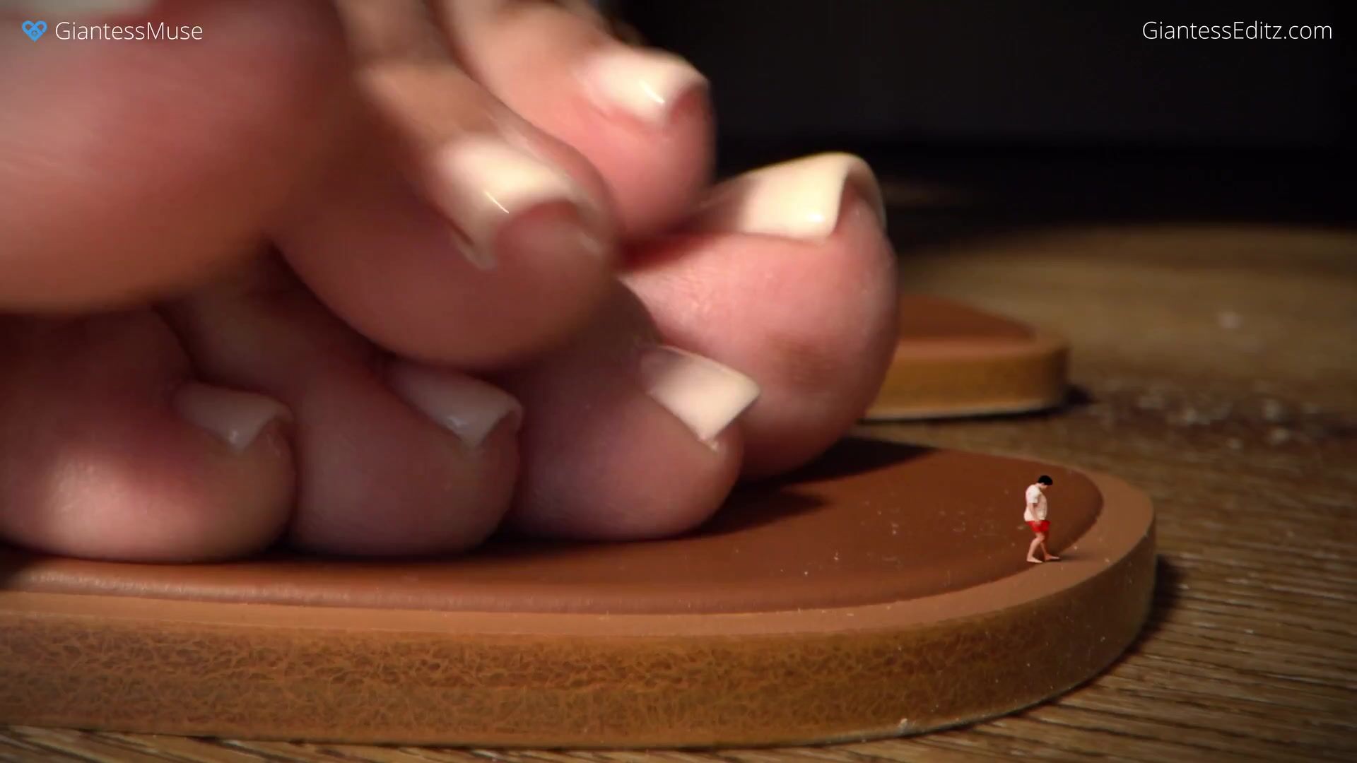 Giantess Muse - Giantess Wife Finds Tiny Husband
