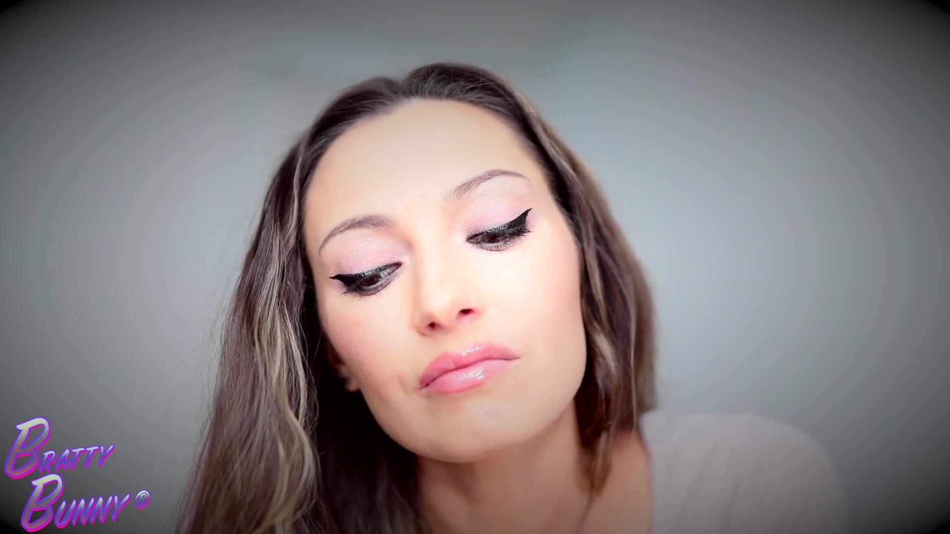 bratty bunny face worship