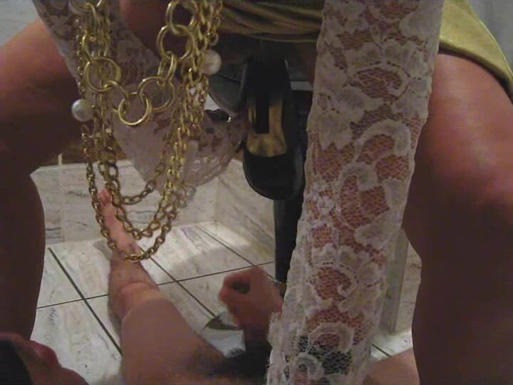 [LegsWorld] Lady Barbara - 2008-04-10_Golden_Shower_in_the_Eveningdress