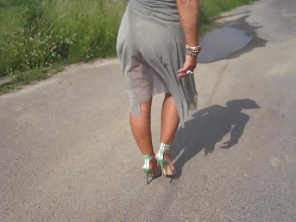 [LegsWorld] Lady Barbara - 2008-06-21_Ausflug_in_Braunkohlerevier