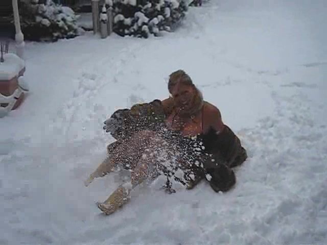 [LegsWorld] Lady Barbara - 2009-01-09_Furlady_in_the_Snow