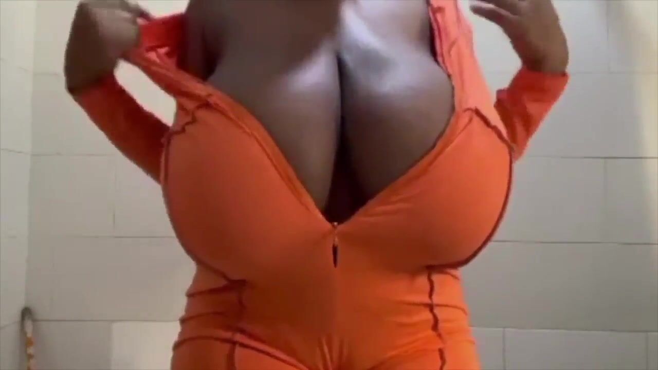 queen chi f444