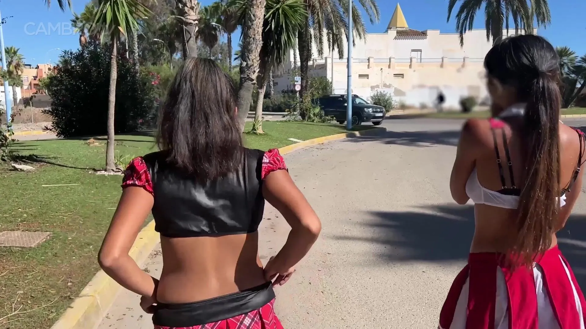 Daring KiaraPublic-Nudity-Costume-Challenge-with-A-Friend