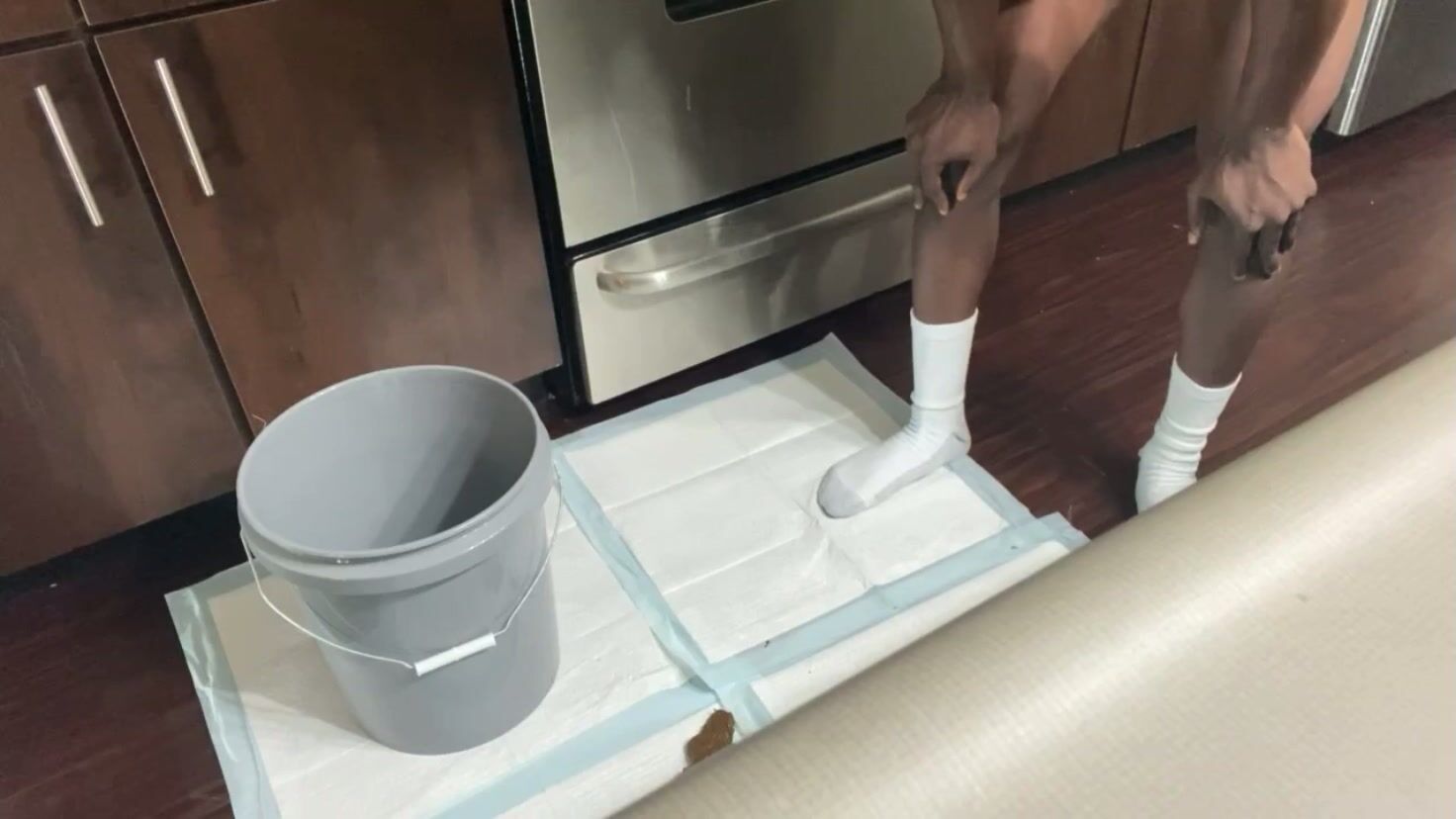 Ebonybooty49 – First time tasting shit