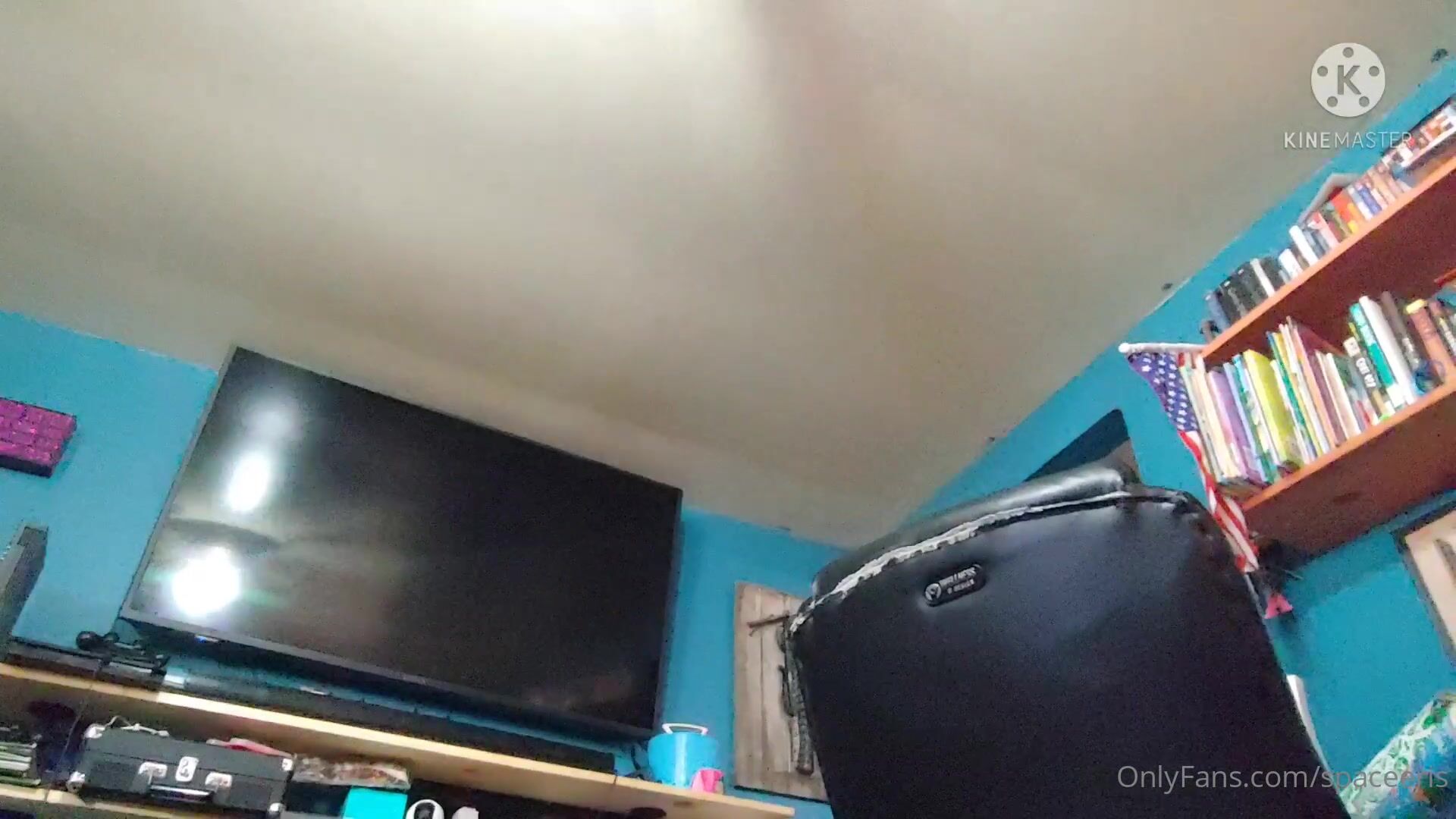 Giantess Mommy Shrinks You Down