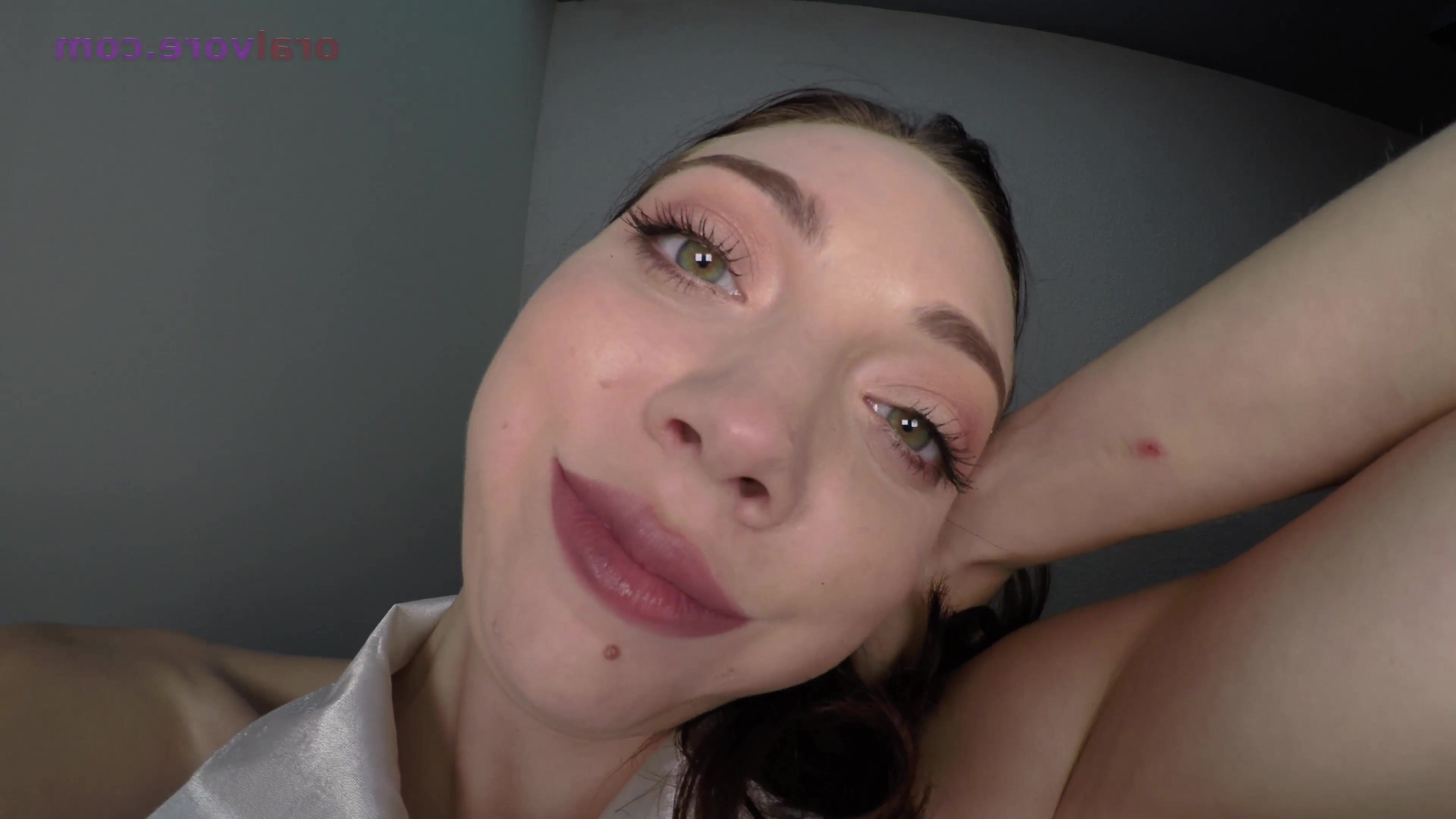 Angelina Coaxes you in