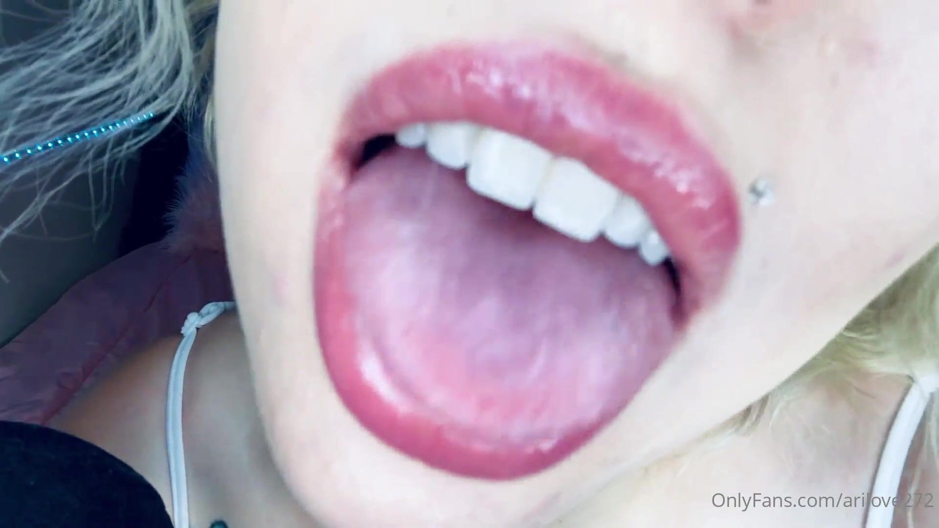 Ari Love - Daddy Can't Resist His Hot Daughter