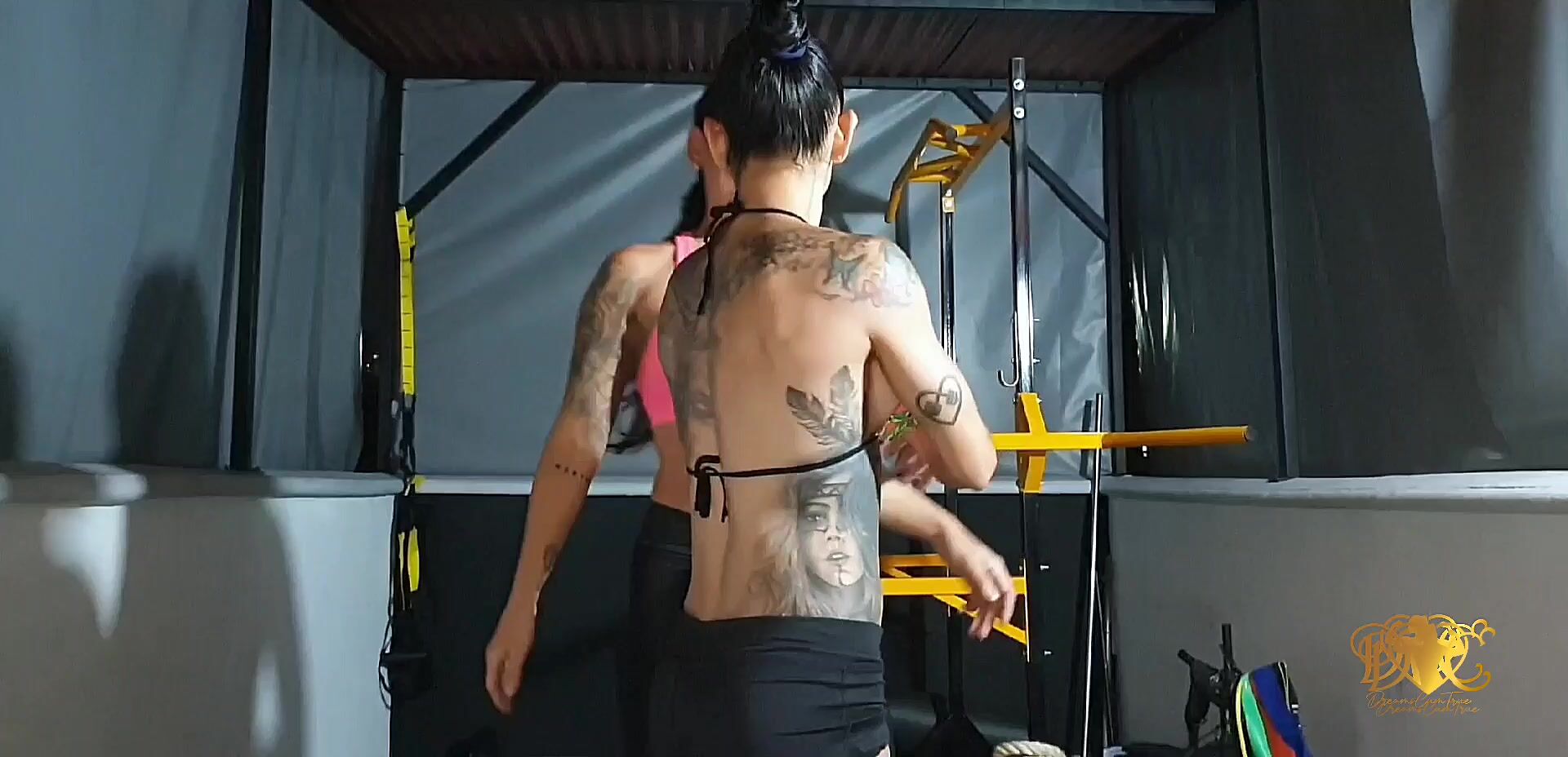 dream cUm true girls lift and carry