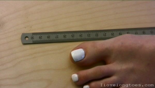 Tall girl big feet measuring