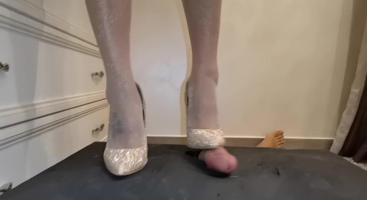 Shiny high heels trample cock