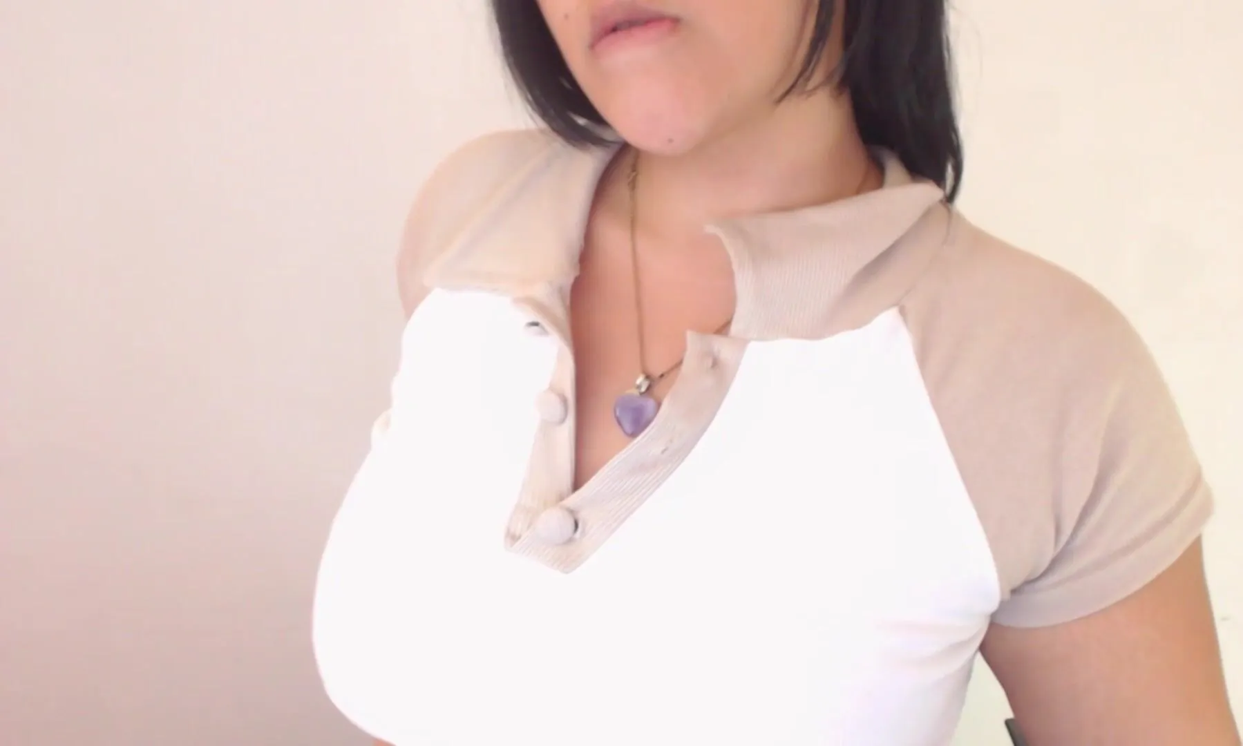 Renata_ruiz play with feet