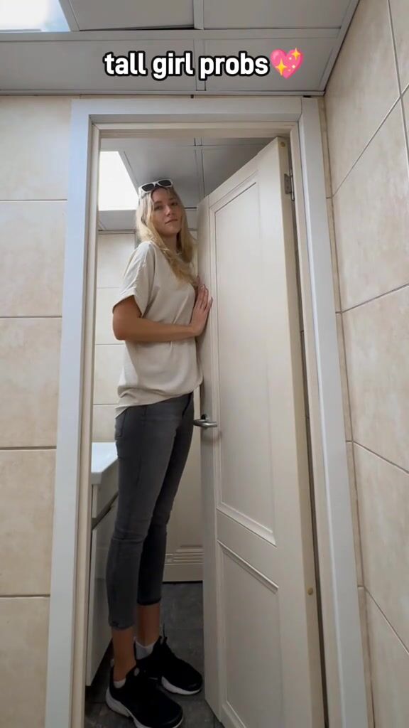 tall girl 41
