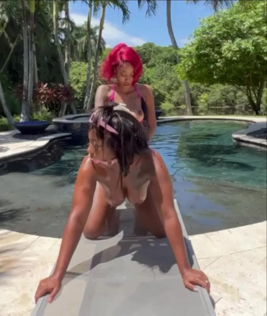 KreamCheeks x FineAssMia