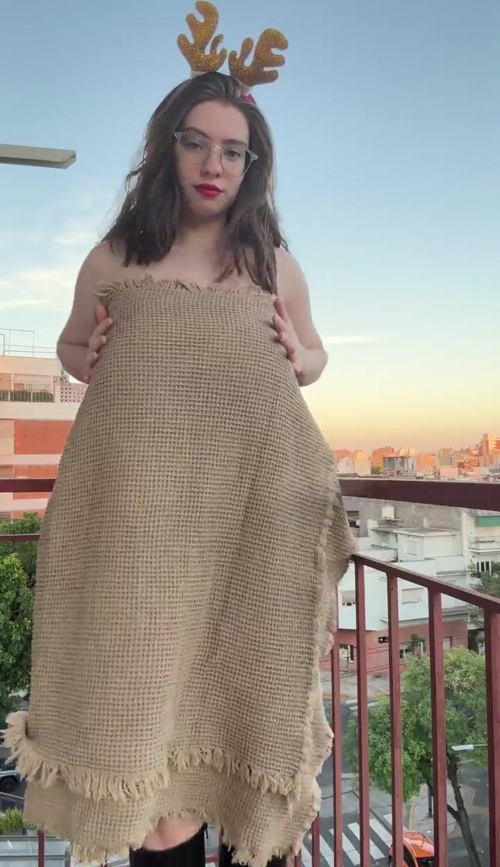 Emily Emika 1