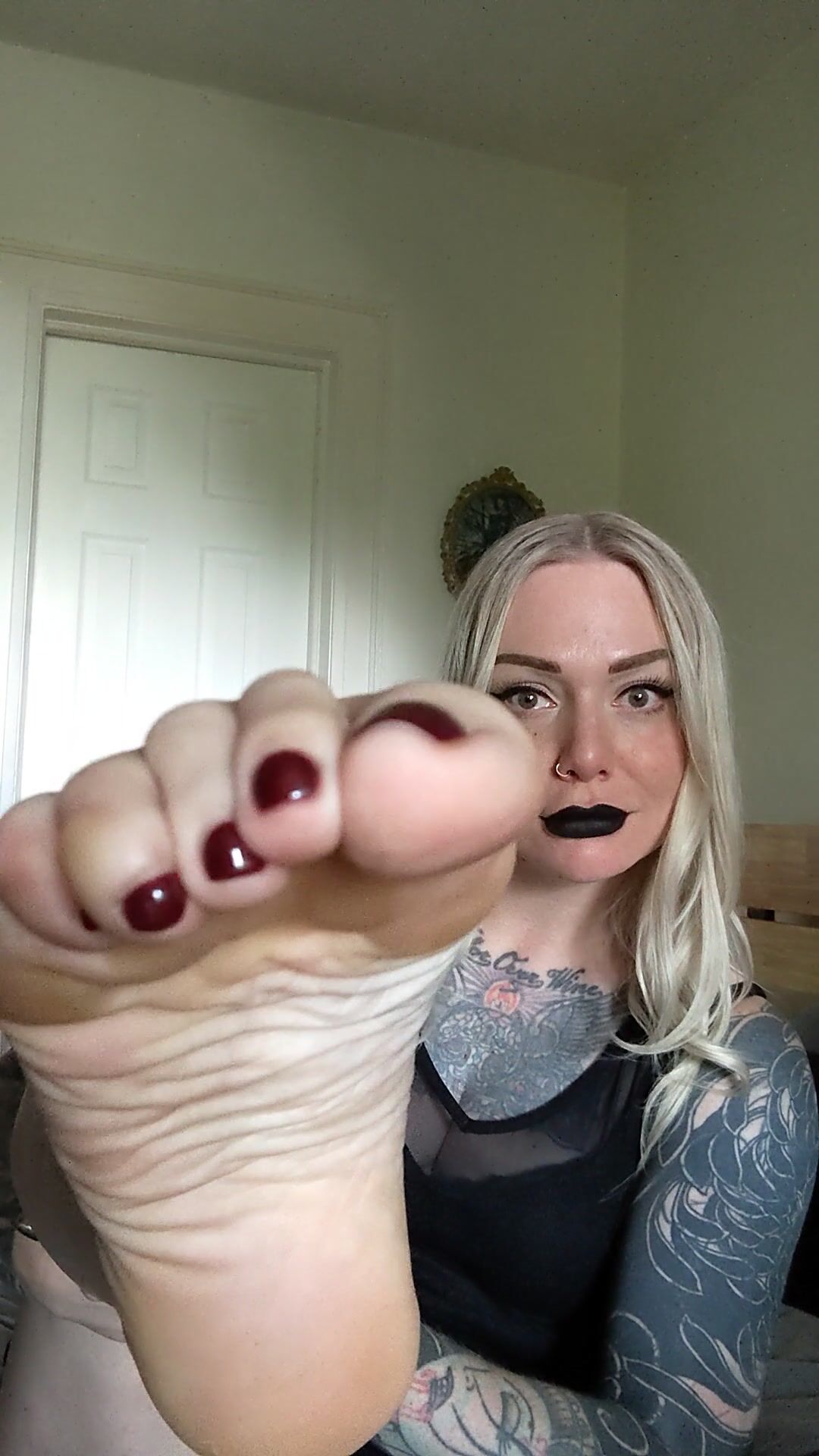 Elle Boyd Edge & Denial Sole Addict