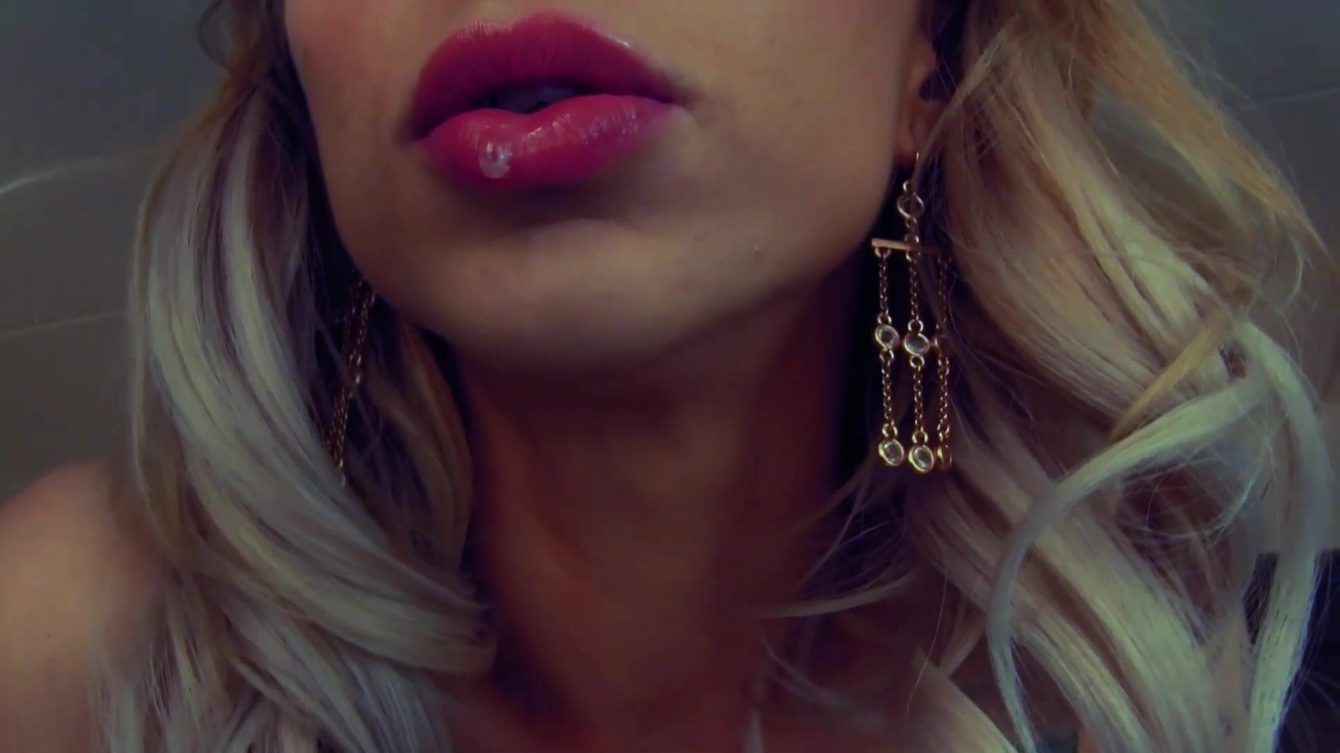 London Lix - Spit Fetish Dirty Talk JOI