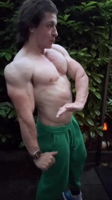 Muscle women