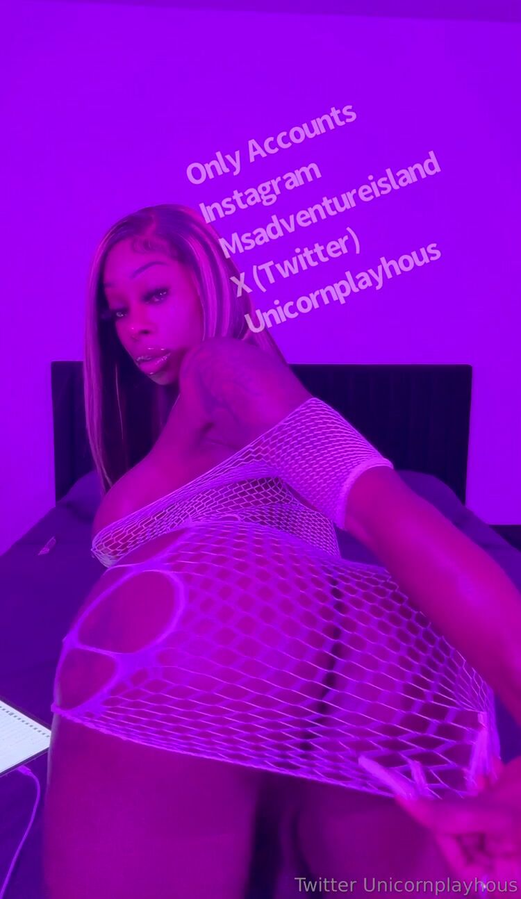 Ts Amazonian_Chyna - Phattt Booty Bitch