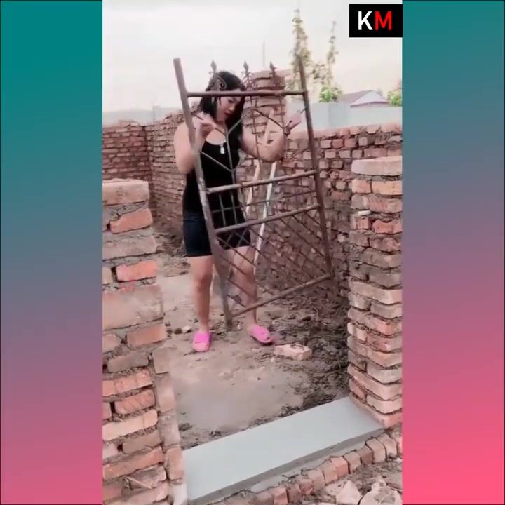 very strong girl lifts