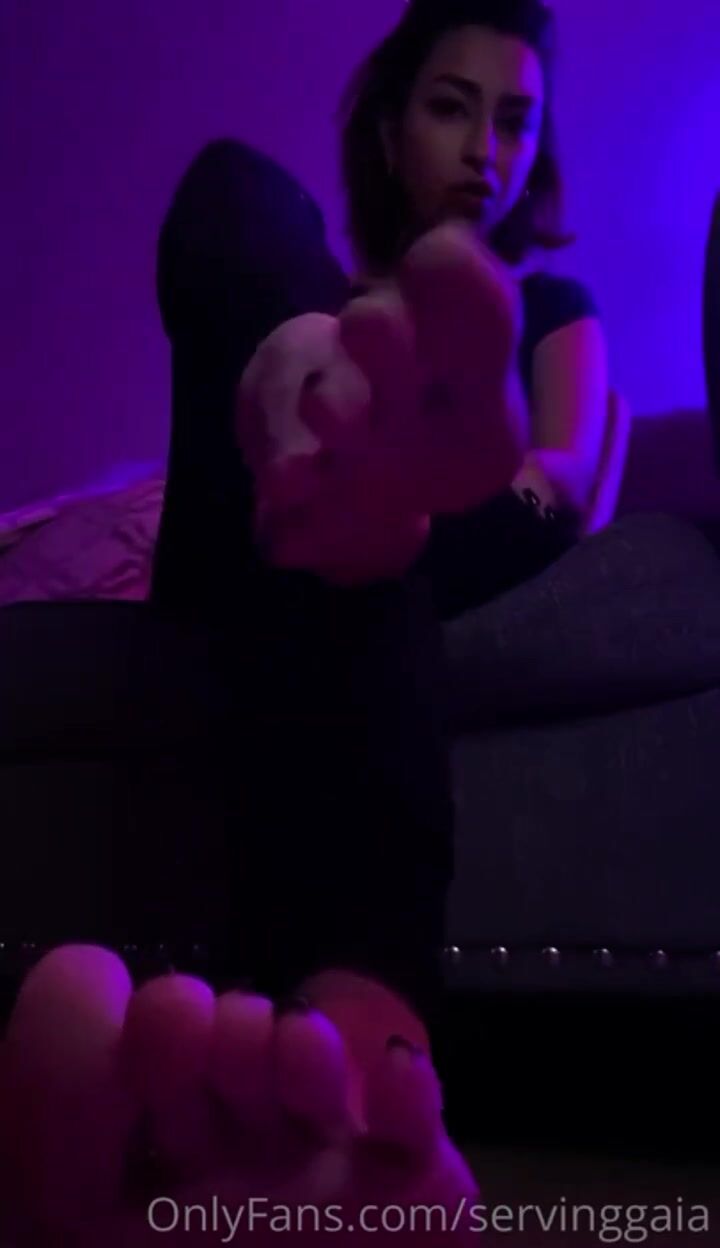 Servinggaia Feet Joi