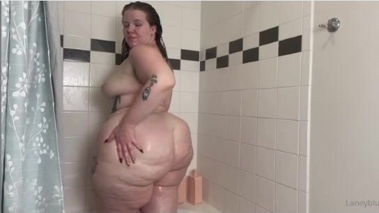 Laneyblue shower video