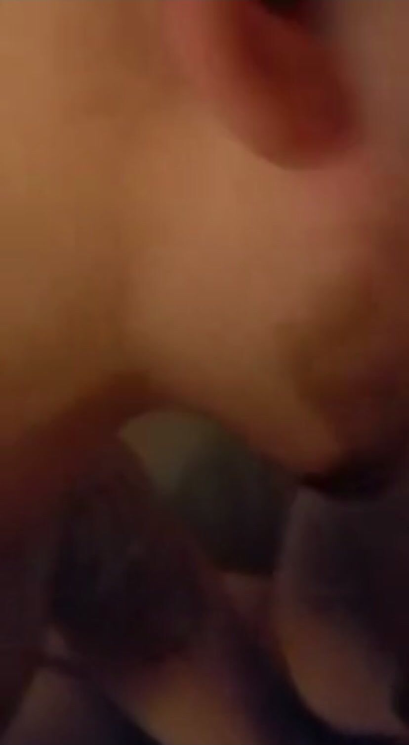 Cheli farts