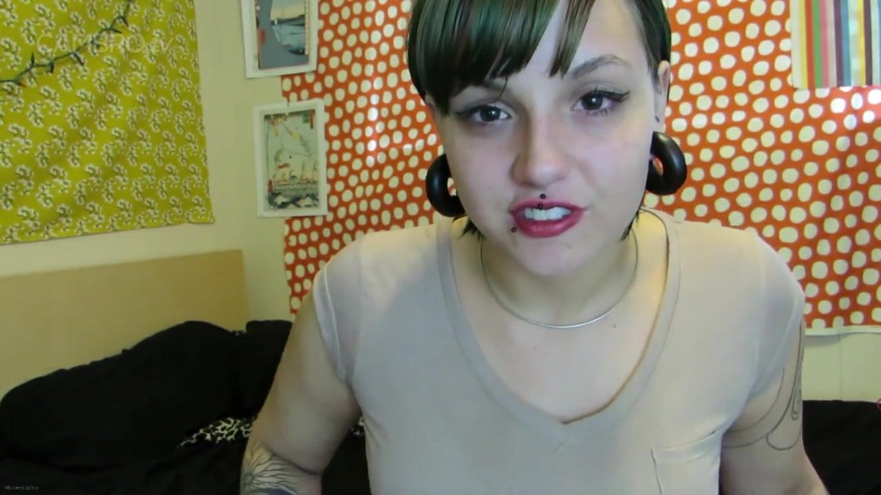Mistress Bijoux gay