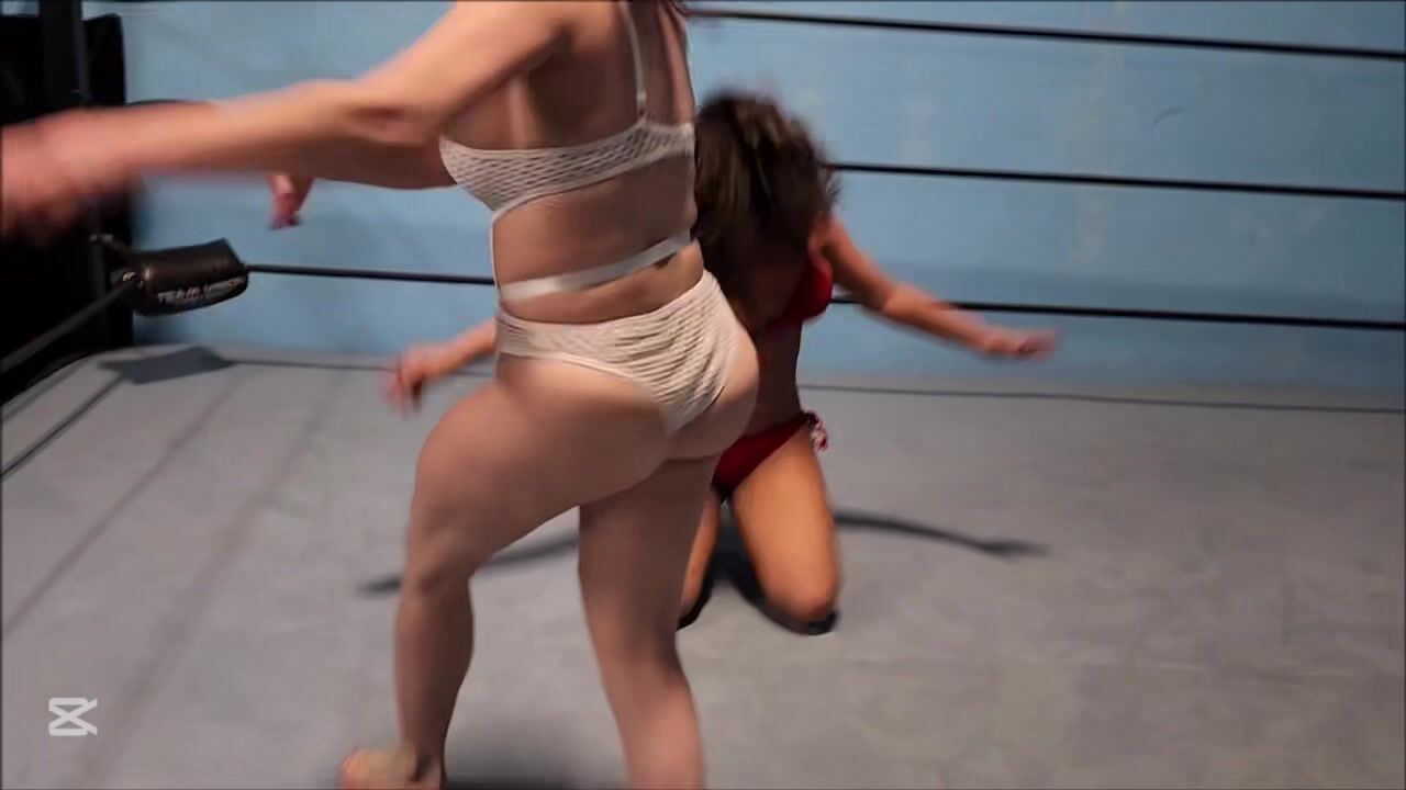 Megan jones vs Gia love