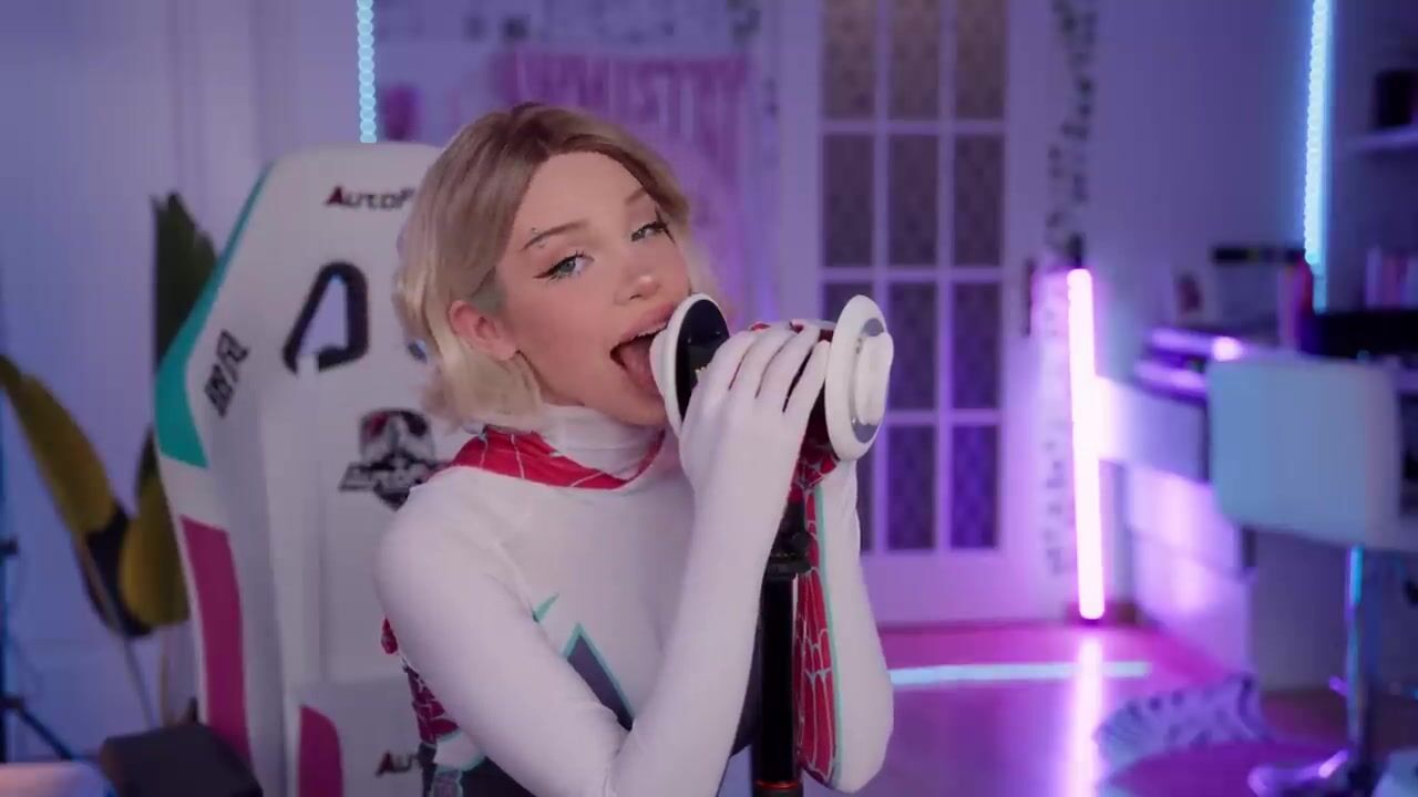 Alice goon queen asmr