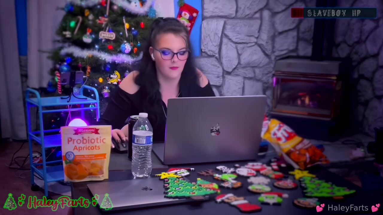 HaleyFarts - Butal Pawg Fajita Fart Cpr Christmas! Safeword Ignored 7 Times!