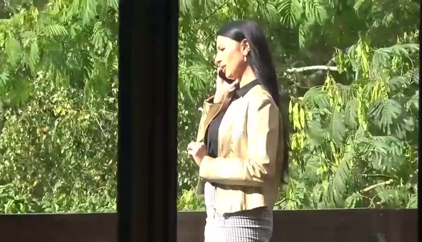 Ania Kinski La Patronne de l'agence immobilière - Film Complet