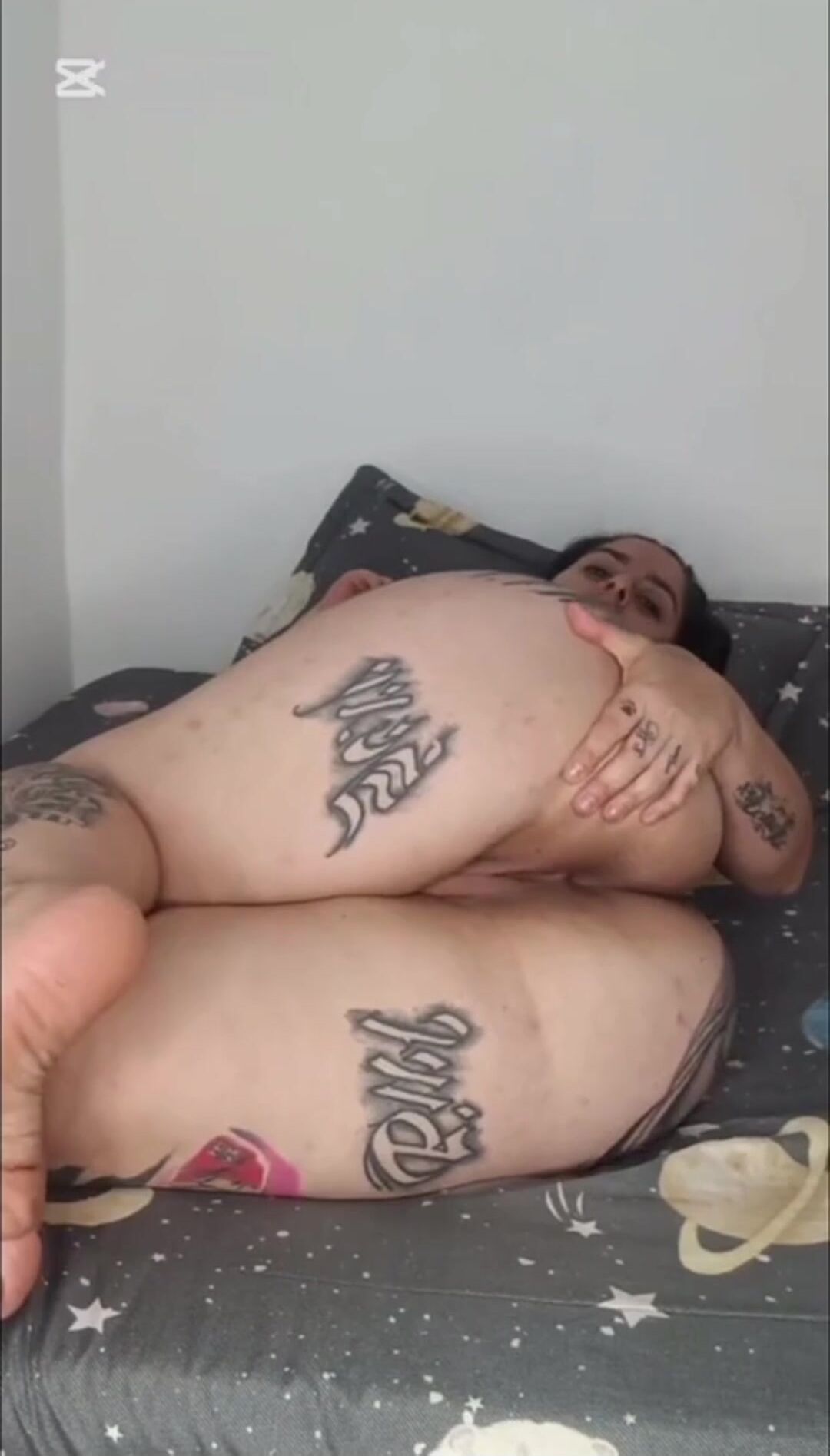 Fat ass latina farting naked