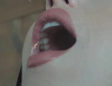 Giantess Madeline