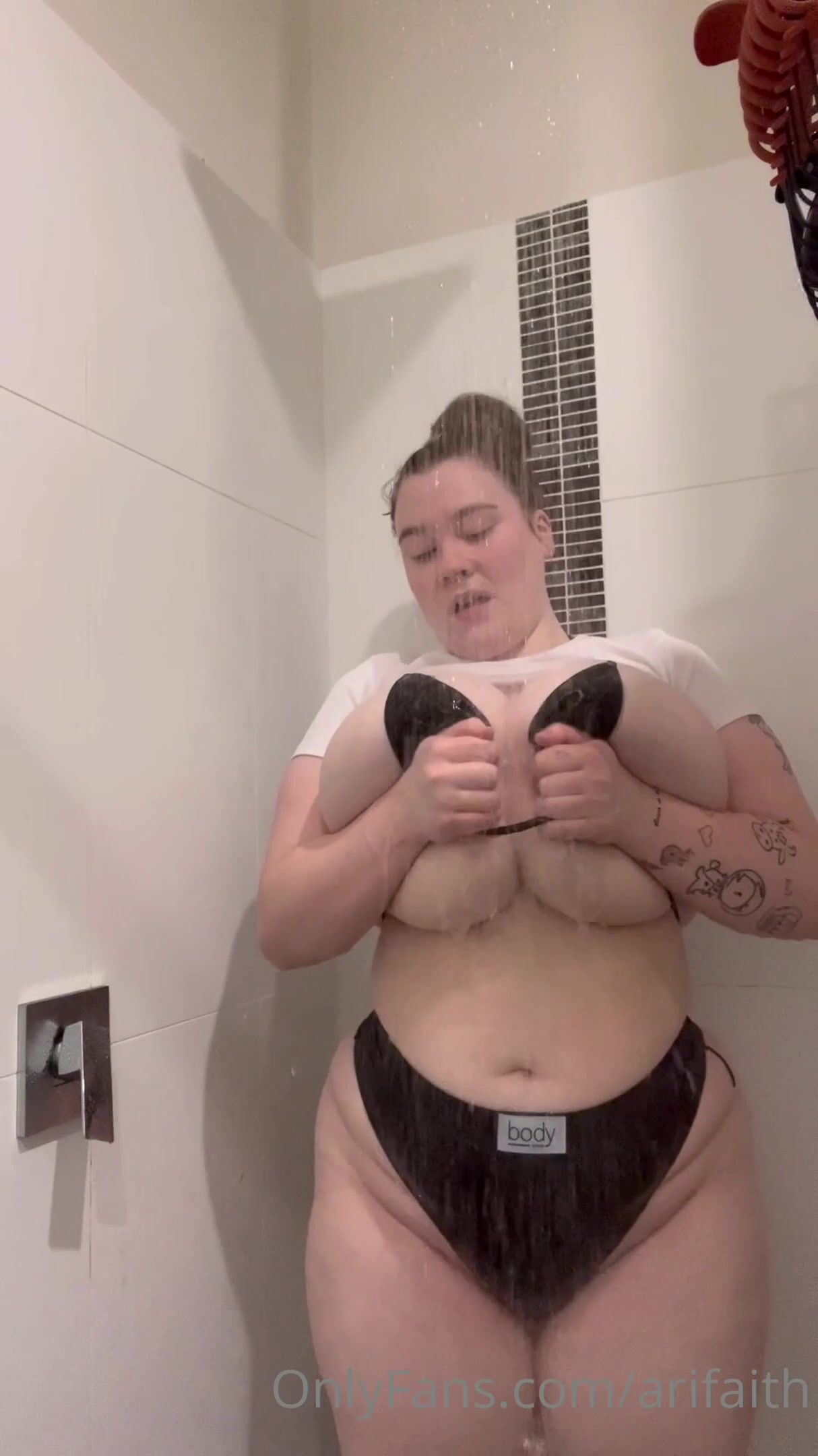 Arifaith - Massive tits teasing