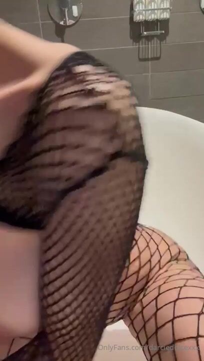 Darcie Dolce squirting