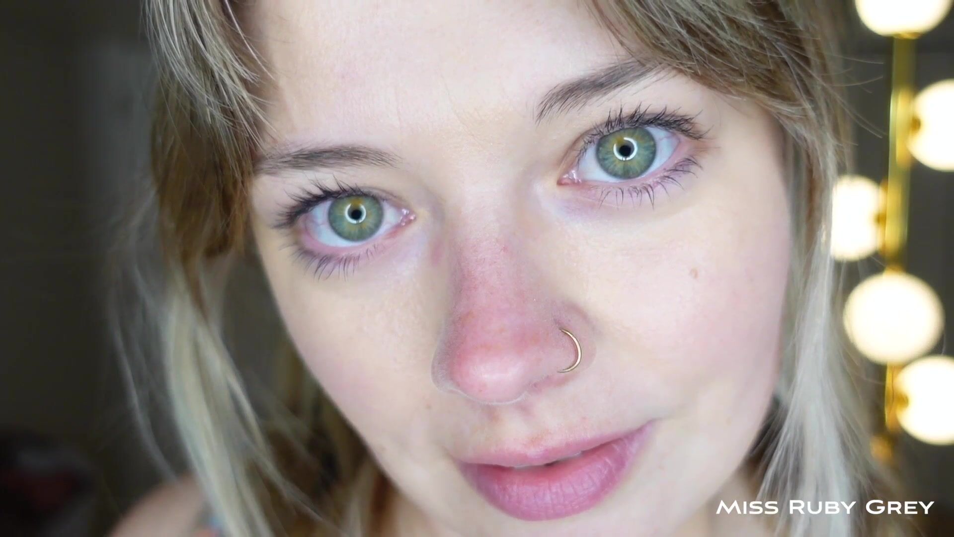 Miss Ruby Grey - Face porn the ultimate face fetish clip