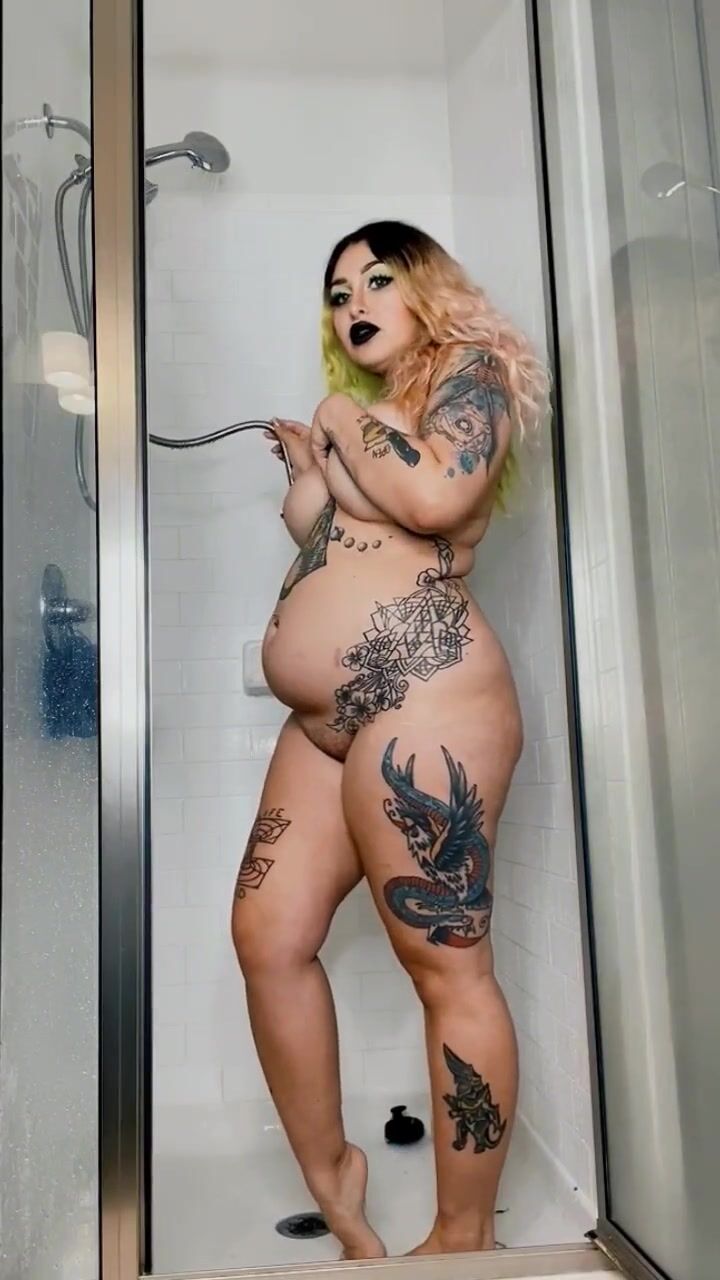 Reiinapop belly inflation