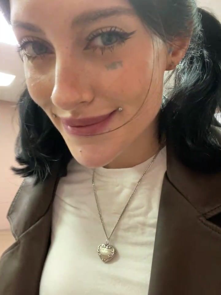 Melissa_crazy-2025-05-30