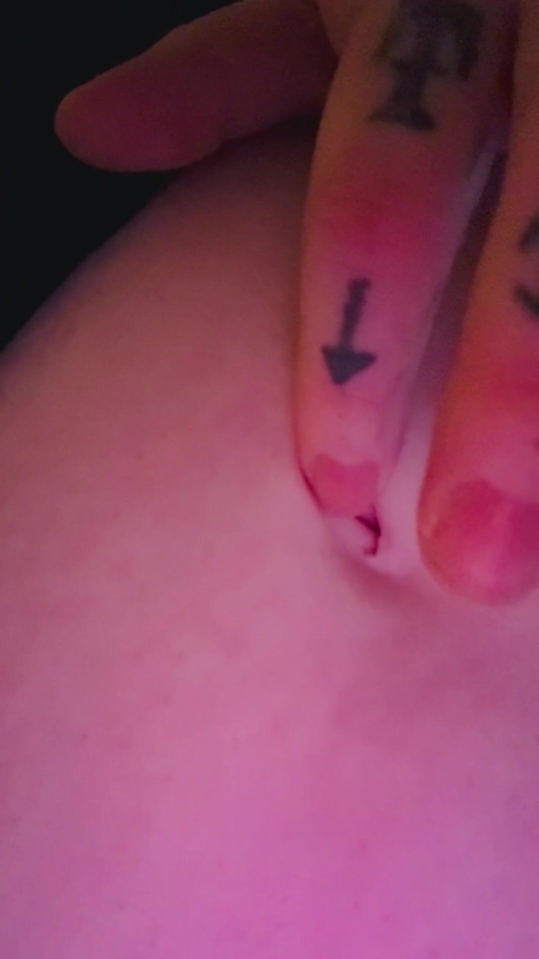 SmileyButtonButterfly Belly Button Fingering
