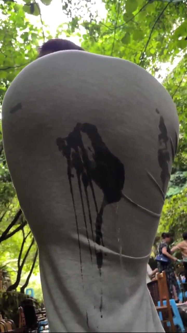 Ah Zhu Public Pee