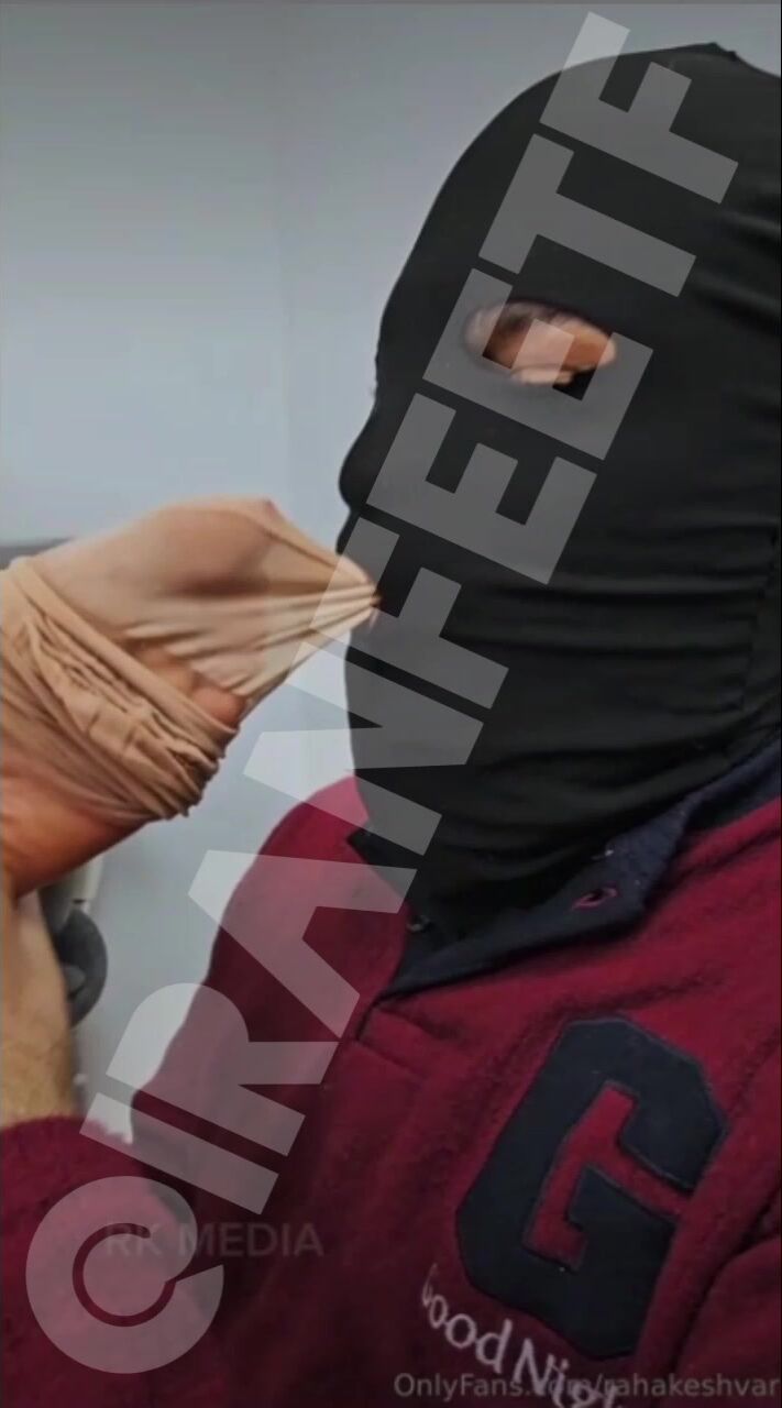 Foot worship