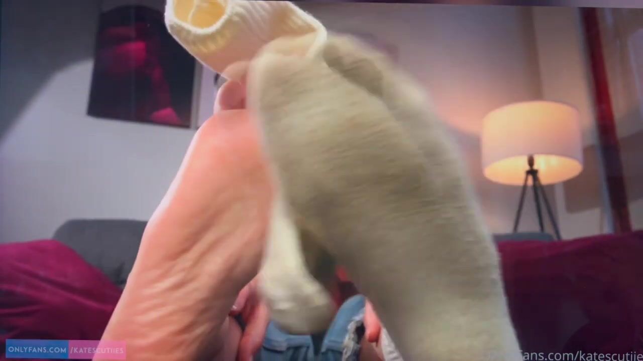 Katescutiies Hypnotic Stinky Socks Soles Joi