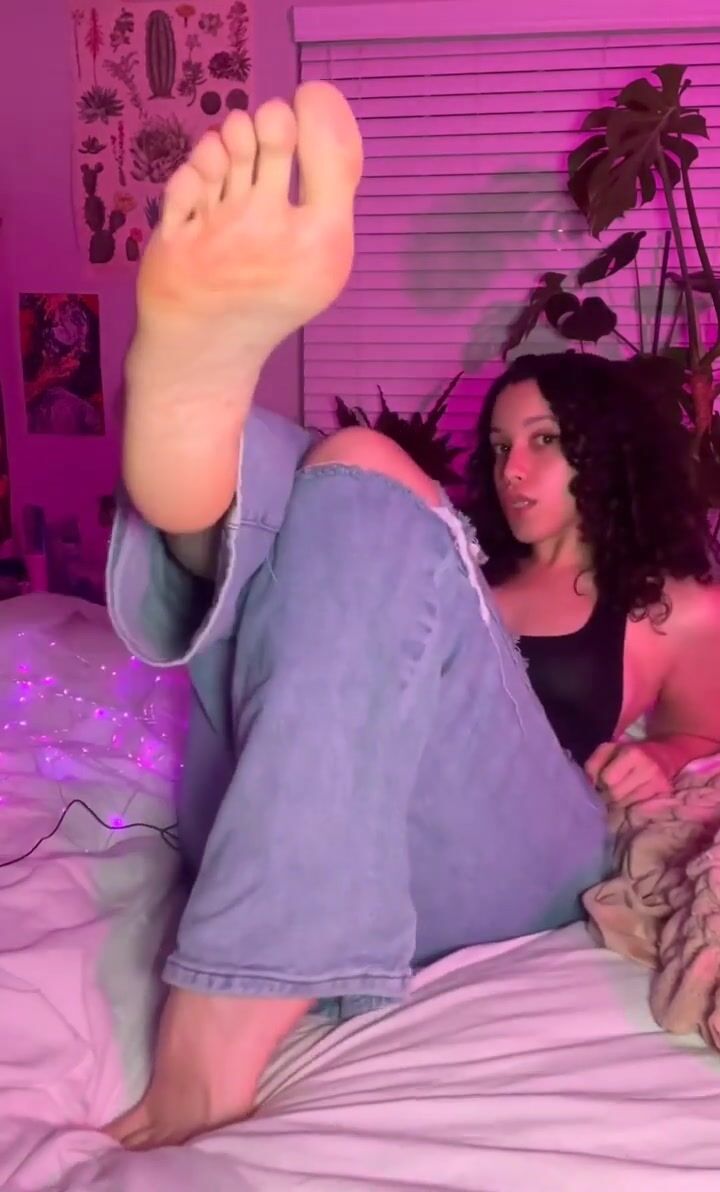 Soldmysole perfect Soles Feet Toes Joi