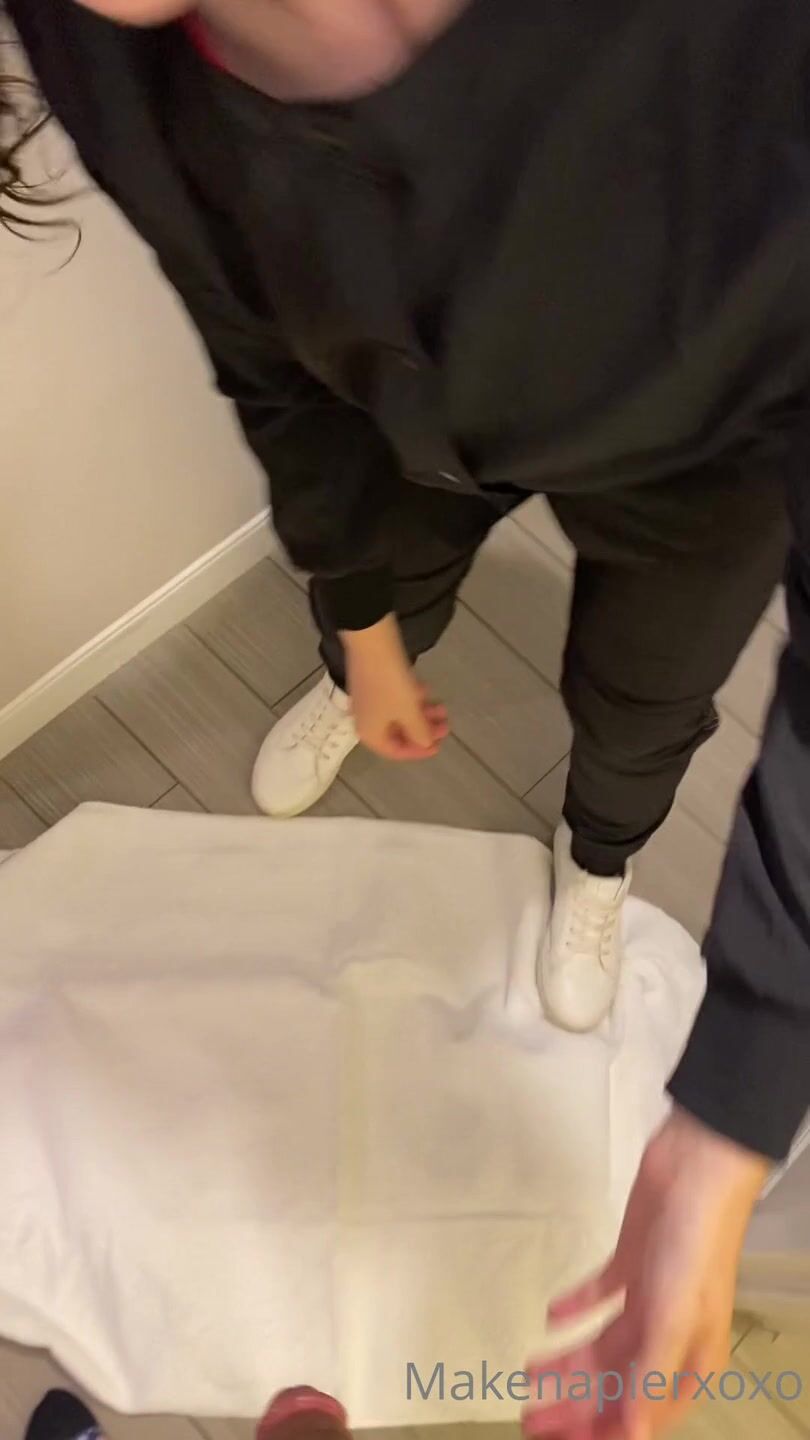 Makenapierxoxox -onlyfans bbc blowjob