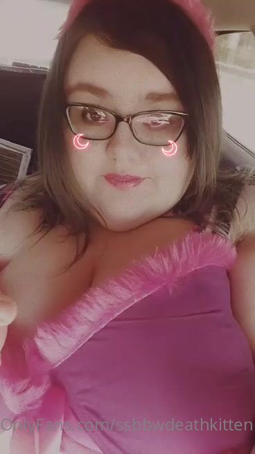 ssbbw.kitten