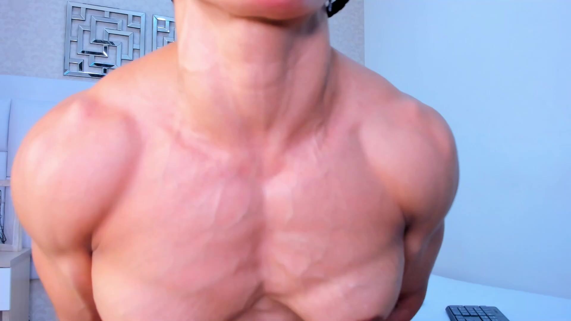 Lexi chest flex and bounce